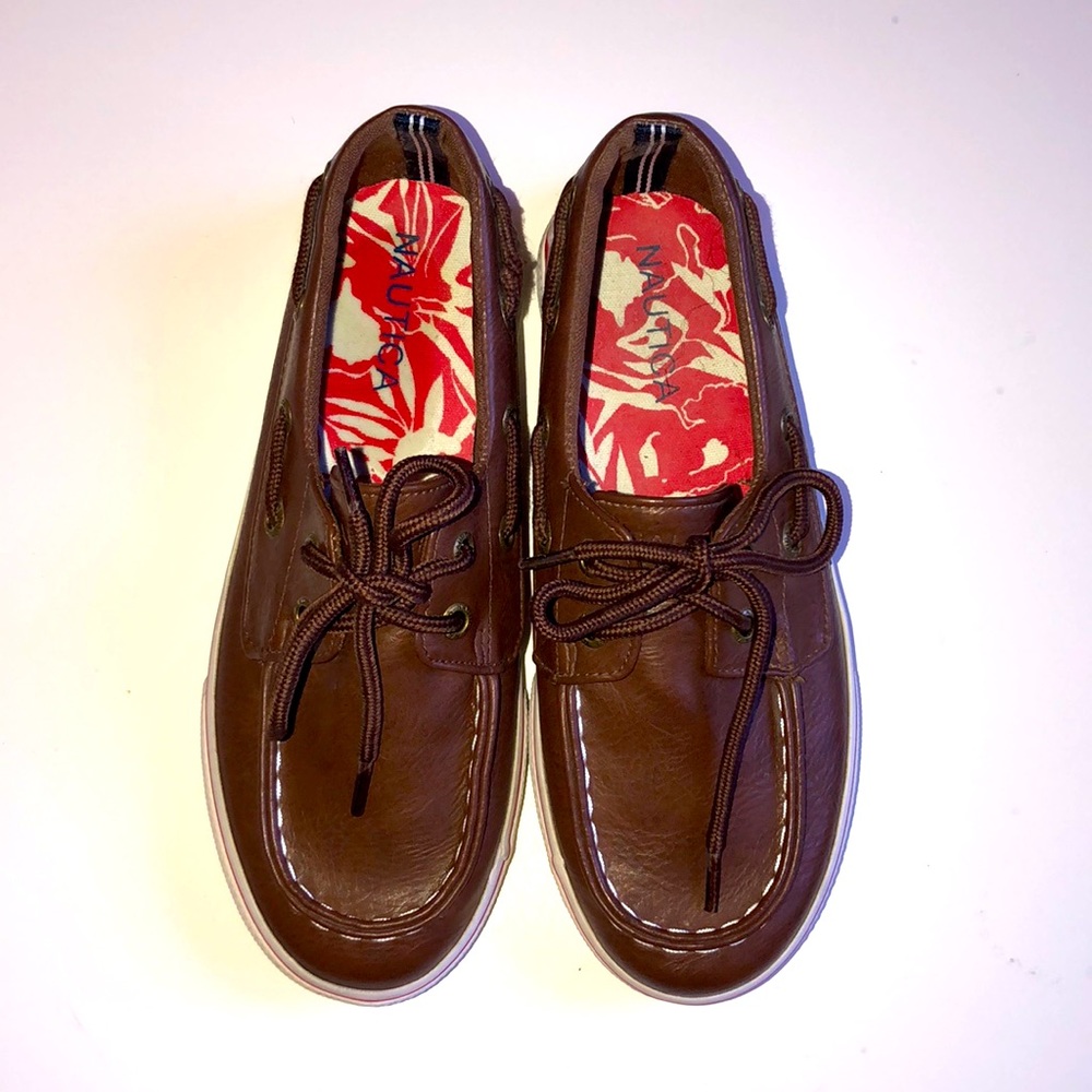 1 ❤️ Boys Nautica Boat Shoes Size 1